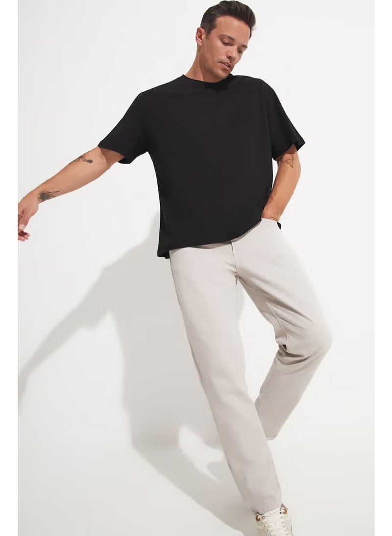 JUNE Men's Oversize Crew Neck Short Sleeve T-Shirt - Image 3